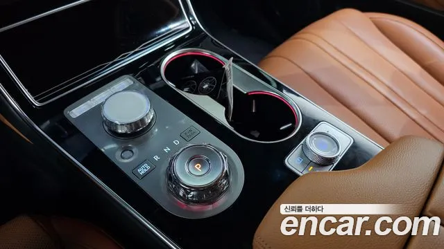 Genesis GV80 2.5T Бензин 2WD — Фото автомобиля 9