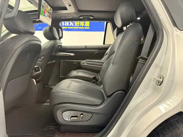 Dongfeng eπ 008 — Фото автомобиля 8