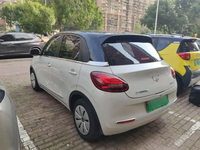 Wuling Bingo — Фото автомобиля 4