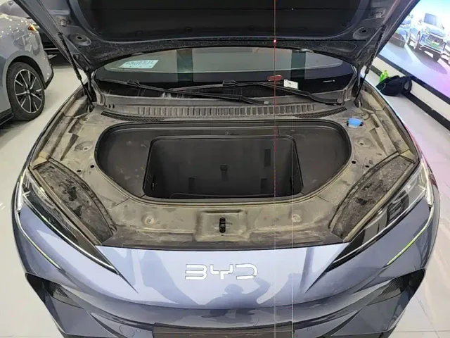 BYD Sealion 07 EV — Фото автомобиля 19