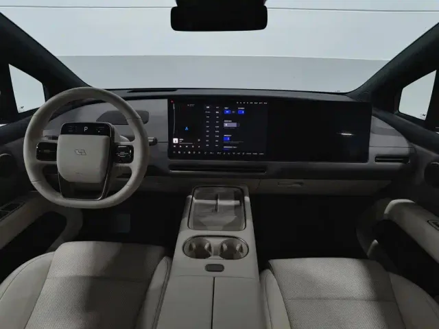 Li Auto i6 — Фото автомобиля 5