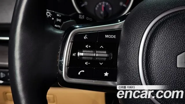 Kia Carnival — Фото автомобиля 21