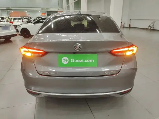 Buick Verano — Фото автомобиля 5