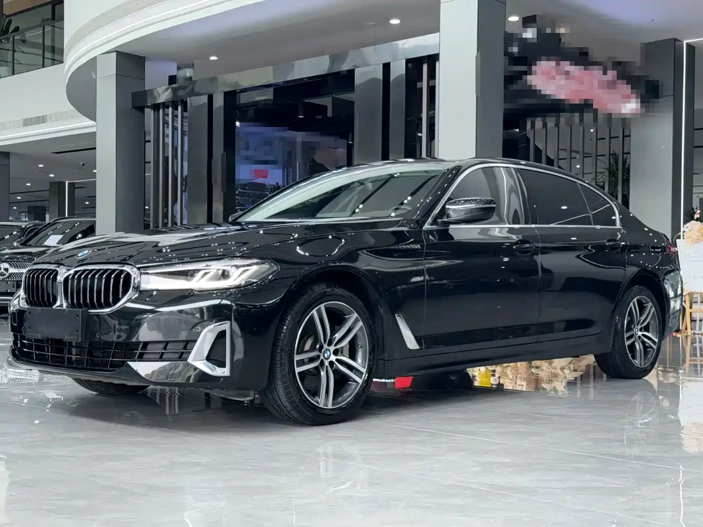 Фотография автомобиля — BMW BMW 5 Series