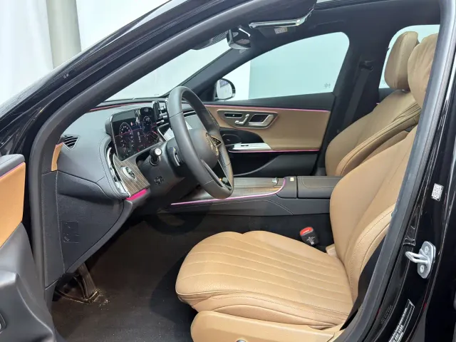 Mercedes-Benz E-Class — Фото автомобиля 10