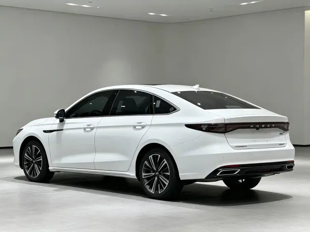 Chery Arrizo 8 PRO — Фото автомобиля 9