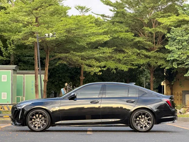 Cadillac CT5 — Фото автомобиля 7