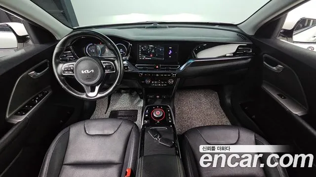 Kia Niro Niro Plus Air — Фото автомобиля 7