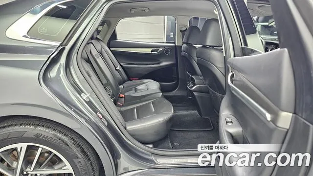 Hyundai Grandeur Новый Grandeur IG — Фото автомобиля 12