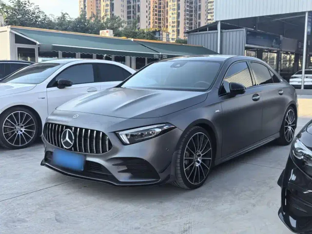 Фотография автомобиля — Mercedes-Benz A-Class AMG
