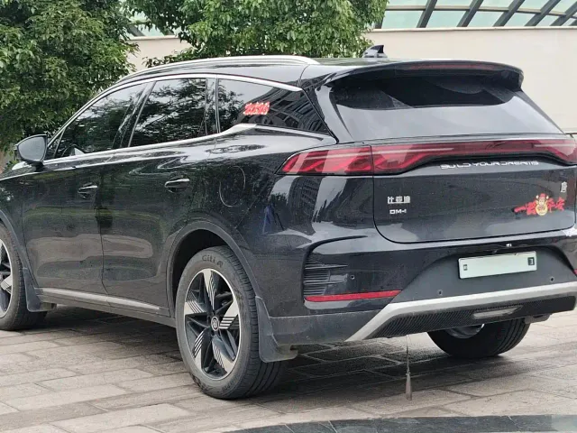BYD Tang — Фото автомобиля 6
