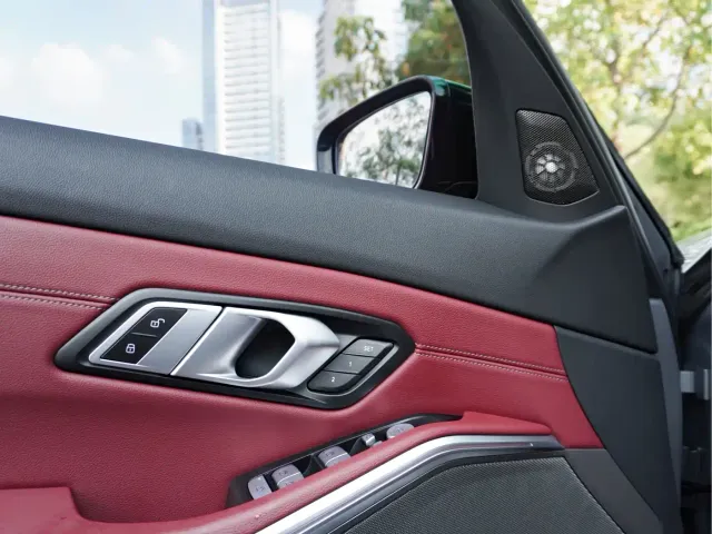 BMW 3 Series — Фото автомобиля 10