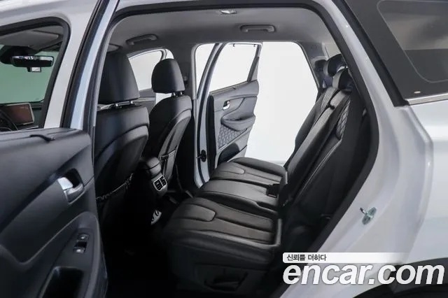 Hyundai Santa Fe New — Фото автомобиля 9
