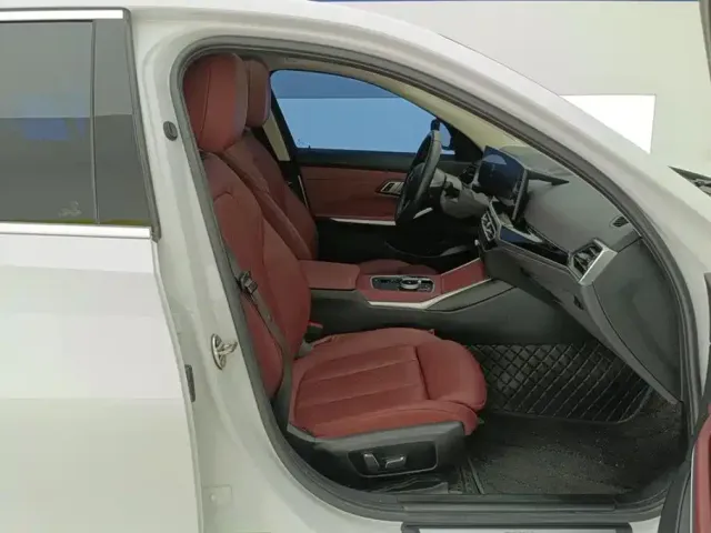 BMW i3 — Фото автомобиля 8