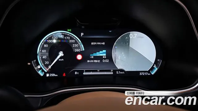 Genesis GV80 2.5T Бензин AWD — Фото автомобиля 8