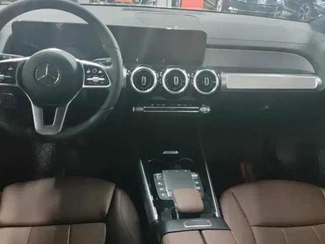 Mercedes-Benz GLB-Class — Фото автомобиля 13