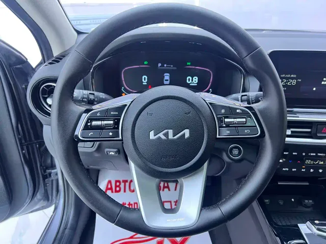 Kia K3 — Фото автомобиля 10