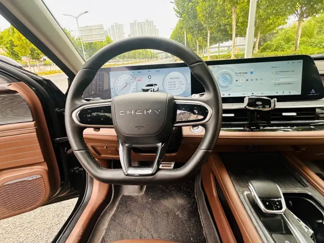 Chery Arrizo 8 — Фото автомобиля 6