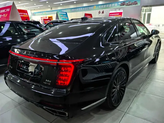 Hongqi H9 — Фото автомобиля 10