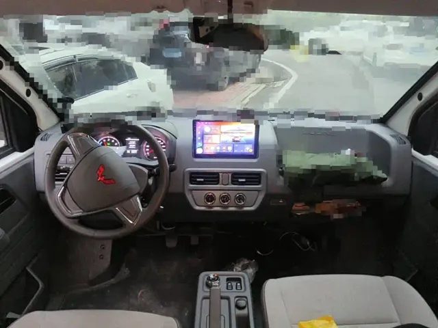 Wuling Yangguang — Фото автомобиля 11
