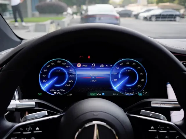 Mercedes-Benz EQS — Фото автомобиля 9