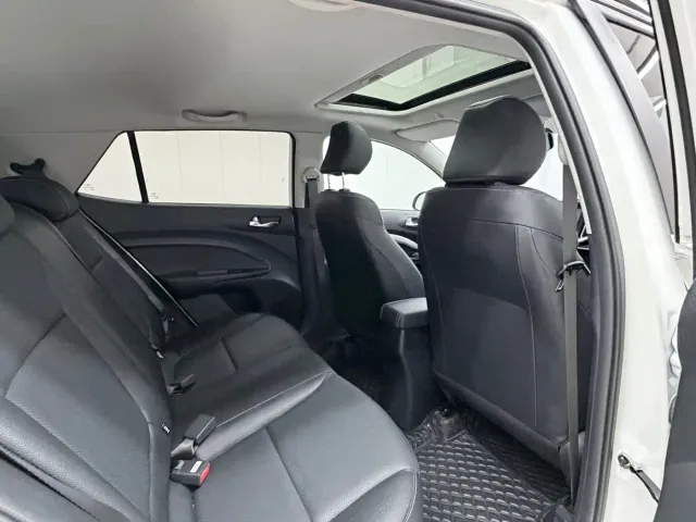 Kia KX1 — Фото автомобиля 18