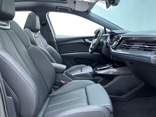 Audi Q4 e-tron — Фото автомобиля 6