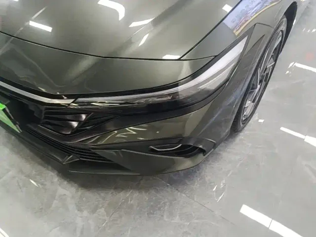 Hyundai Elantra — Фото автомобиля 23