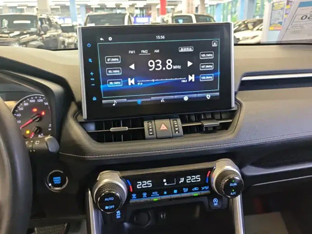 Toyota Wildlander — Фото автомобиля 8