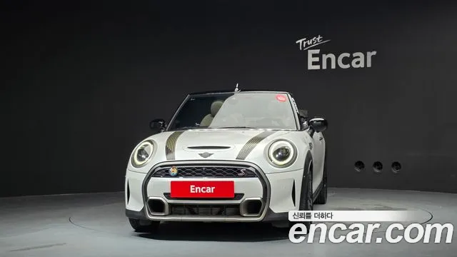 Mini Cooper Convertible — Фото автомобиля 2