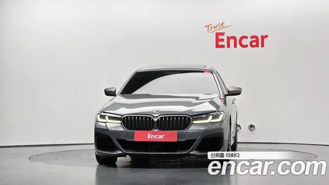 BMW 5-Series 5 серия (G30) — Фото автомобиля 3