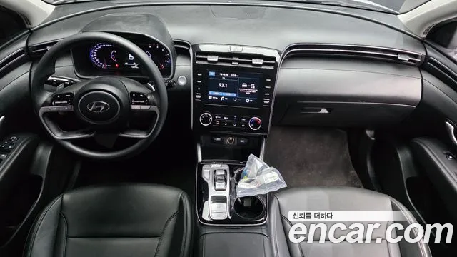 Hyundai Tucson Tucson (NX4) Дизель 2.0 2WD — Фото автомобиля 7