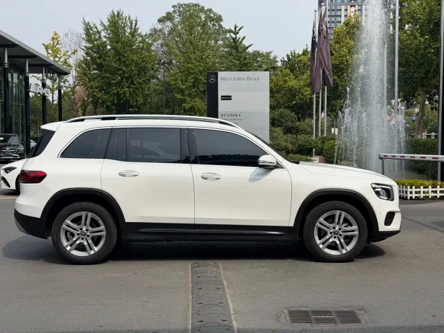 Mercedes-Benz GLB-Class — Фото автомобиля 4