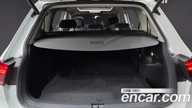 Volkswagen Tiguan — Фото автомобиля 20