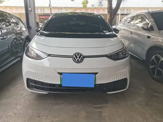Volkswagen ID.3 — Фото автомобиля 2