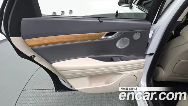 Genesis G80 Бензин 2.5 турбо AWD — Фото автомобиля 21