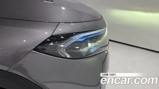 Mercedes-Benz EQB — Фото автомобиля 11