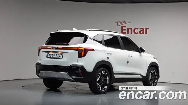 Kia Seltos — Фото автомобиля 2