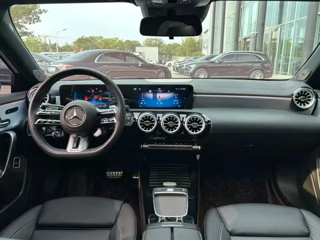 Mercedes-Benz A-Class AMG — Фото автомобиля 16