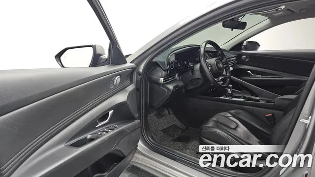 Hyundai AVANTE Новый Avante (CN7) — Фото автомобиля 10
