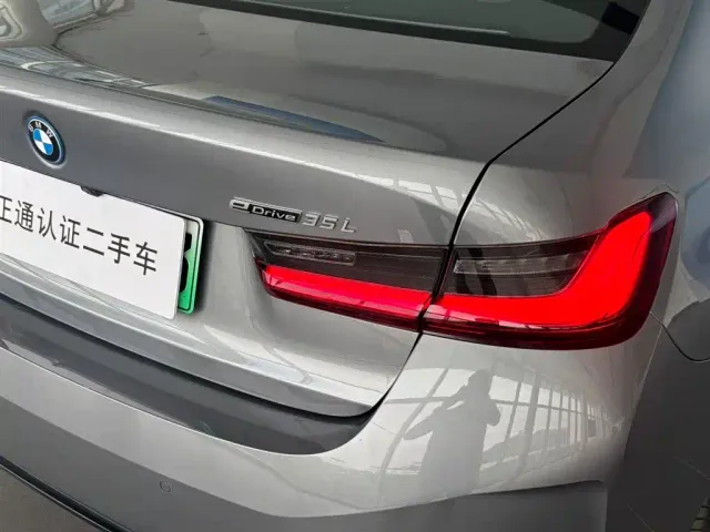 BMW i3 — Фото автомобиля 30