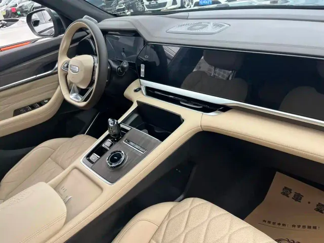 Geely Xingyue L — Фото автомобиля 15