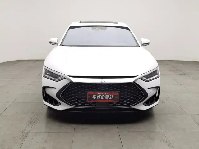 BYD Han 2022 DM-i 121KM Premium Edition — Фото автомобиля 3
