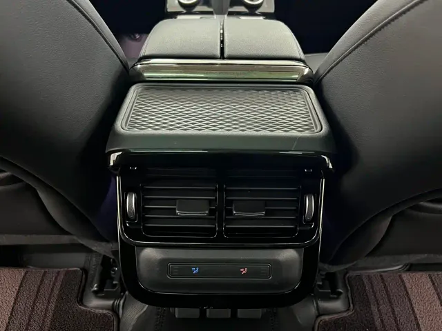 Land Rover Range Rover Evoque — Фото автомобиля 11