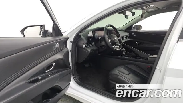 Hyundai Avante — Фото автомобиля 15