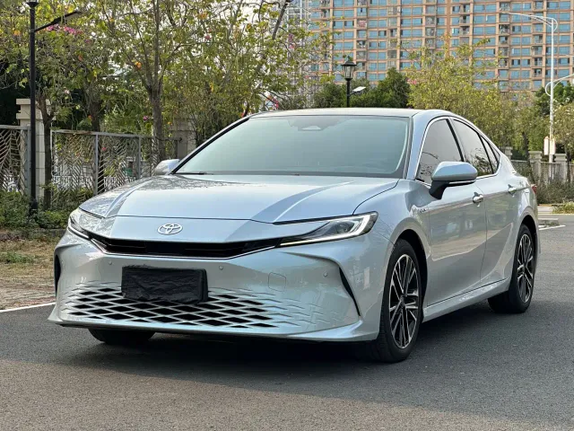 Фотография автомобиля — Toyota Camry