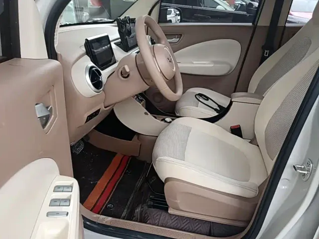 Wuling Hongguang Mini EV — Фото автомобиля 10