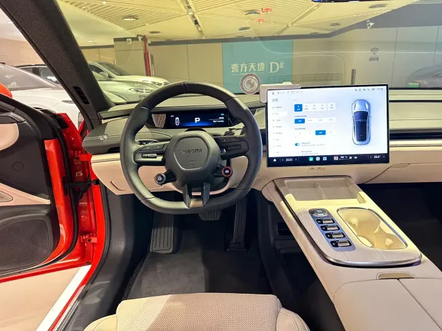 Xiaomi SU7 — Фото автомобиля 8