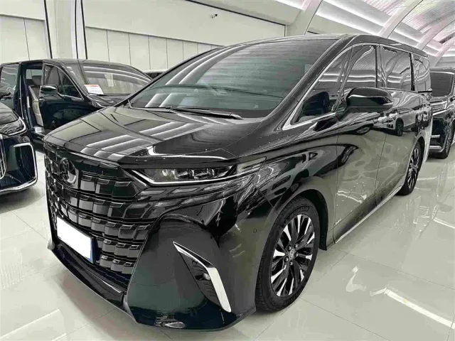 Фотография автомобиля — Toyota Alphard