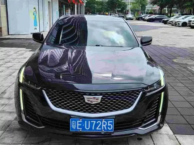 Cadillac CT5 — Фото автомобиля 4